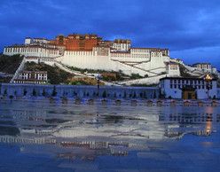 武汉出发西藏旅游团报价 西藏旅游得多少钱 全陪双卧13日游