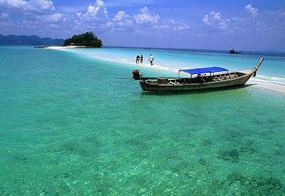 武汉到普吉岛旅游线路 武汉到普吉岛旅游价格 舌尖上的普吉，豪华双体帆船出海蓝砖珊瑚岛
