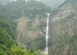 武汉到庐山旅游旅行团 武汉到庐山旅游行程介绍 庐山瀑布峡谷漂流二日游