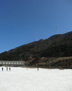 武汉周边滑雪场推荐 武汉周边滑雪去哪里好玩 九宫山滑雪+隐水洞探秘精华品质二日游