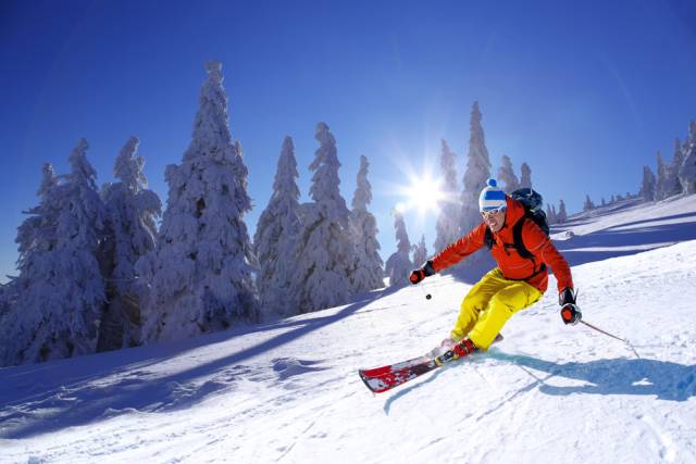 冬季武汉周边滑雪哪里好 武汉周边到九宫山滑雪 咸宁九宫山观光滑雪、万豪温泉精华二日游